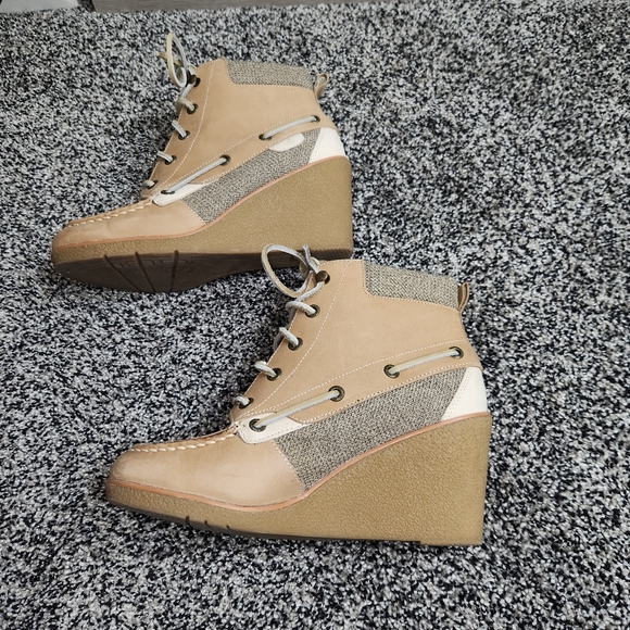 Sperry Top-Sider Wedge Ankle Boots Baily Tan Lace Up Plaid Womens 7.5,Preppy - Picture 3 of 12